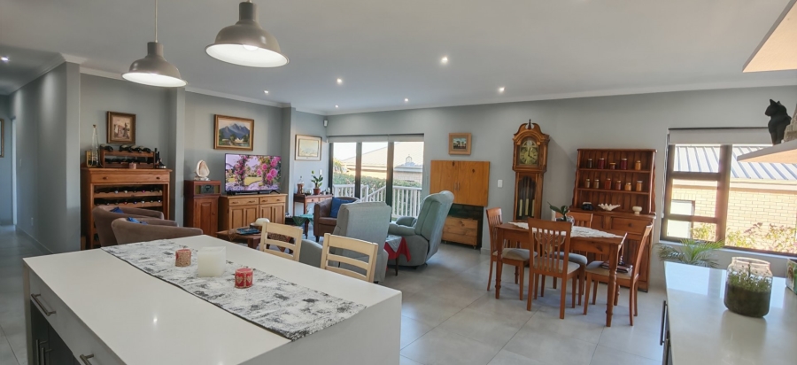 3 Bedroom Property for Sale in Dana Bay Western Cape